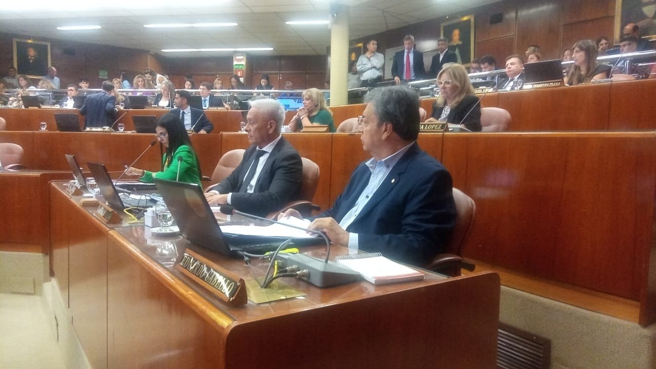 LEGISLATURA