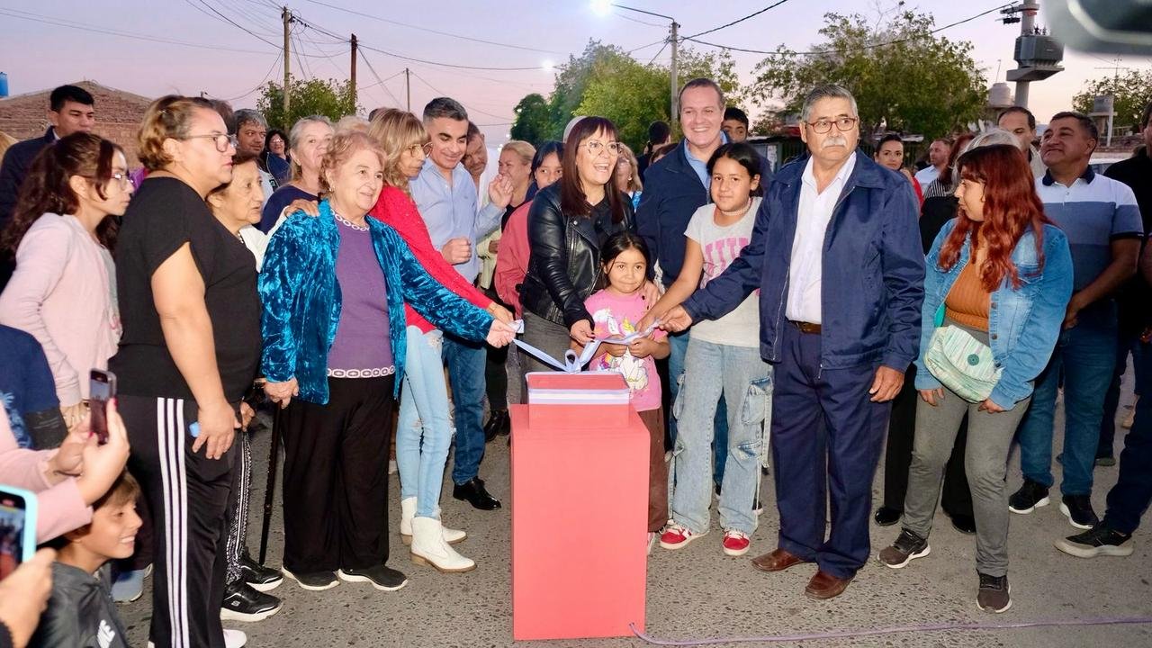 Una transitada arteria junto con otros cinco lugares ya tienen su nueva iluminación Led en Chimbas .