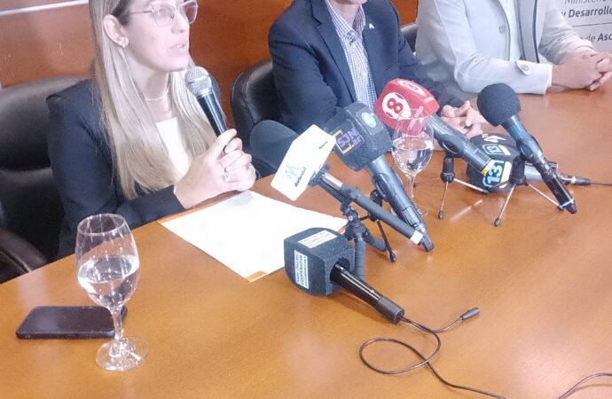 Lanzan los Programas  para fortalecer el trabajo cooperativo en la provincia