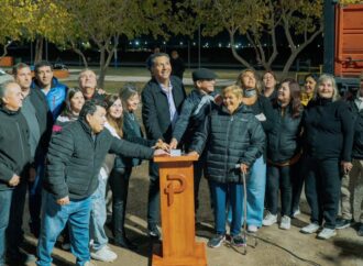 FABIAN ABALLAY INAGURO LUMINARIA LED