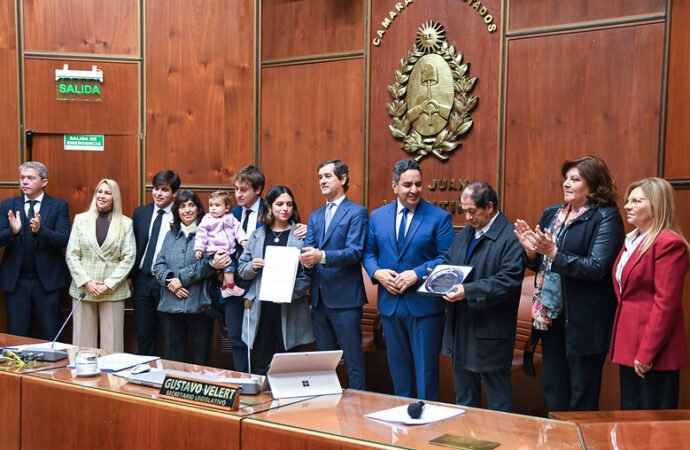 Entregaron las distinciones de “Ciudadanos Ilustres” y “Personalidades Destacadas”