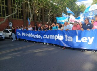 Múltitudinaria Marcha Universitaria en San Juan: “Exigimos que el Gobierno respete lo que aprobó el Congreso”