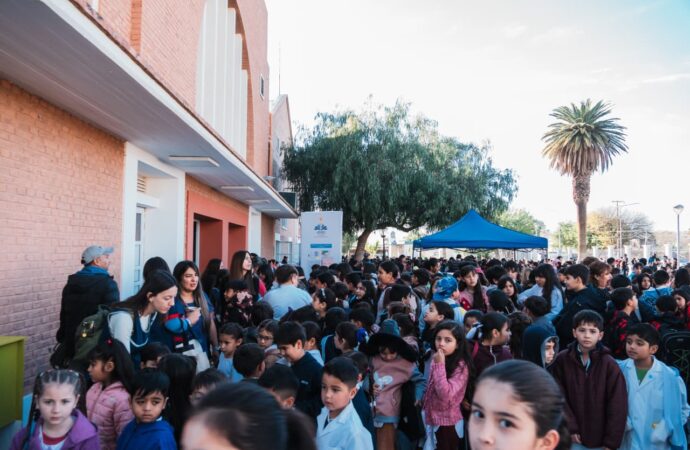 Éxito y gran convocatoria en la Feria del Libro y la Cultura Popular.