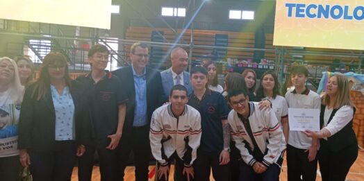 Carlos Munisaga inauguró la Feria del Libro de Rawson: “El futuro se vive en comunidad”