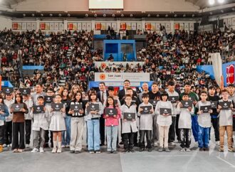 San Juan avanza con la entrega de notebooks a estudiantes: una herramienta para reducir la brecha digital